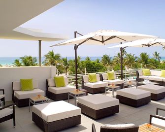 Hotel Breakwater South Beach - Miami Beach - Balcón