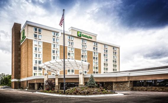 Holiday Inn Wichita East I 35 R1 338 R 2 0 8 9