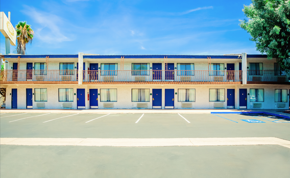 Quality Inn And Suites Buena Park Anaheim 63 1 6 4 Buena