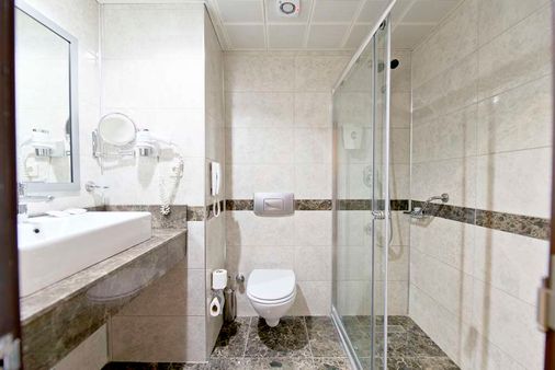 Sealife Family Resort Hotel - Antalya - Baño