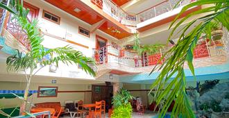 Hotel Ventura Isabel - Iquitos - Basen