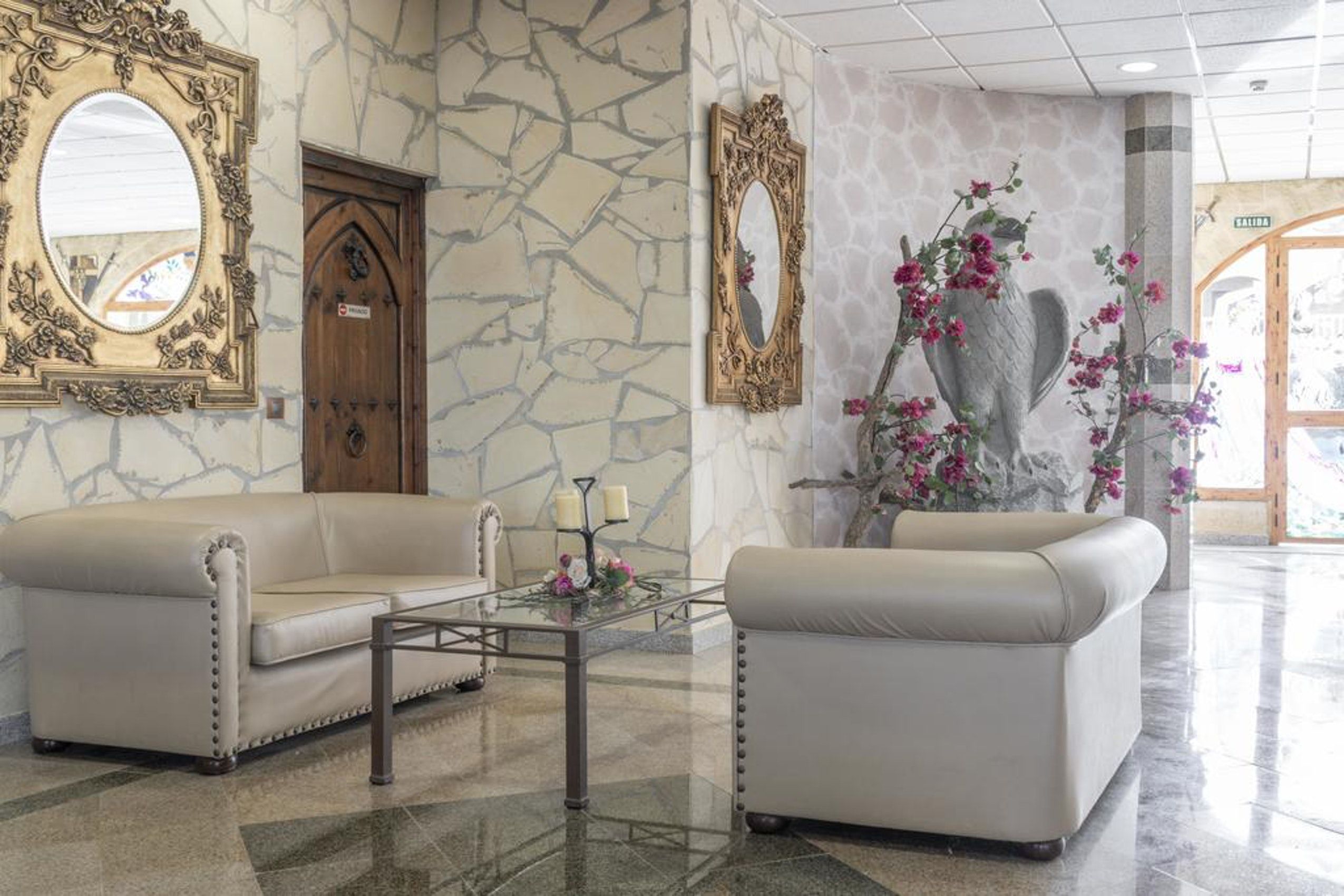 Hotel Plaza Del Castillo - Málaga - Lounge