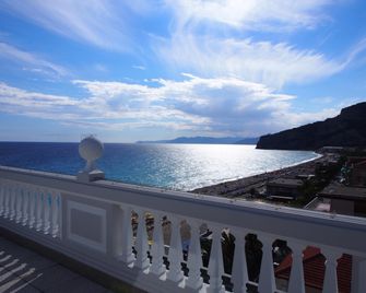 Lido Resort - Finale Ligure - Terrazza