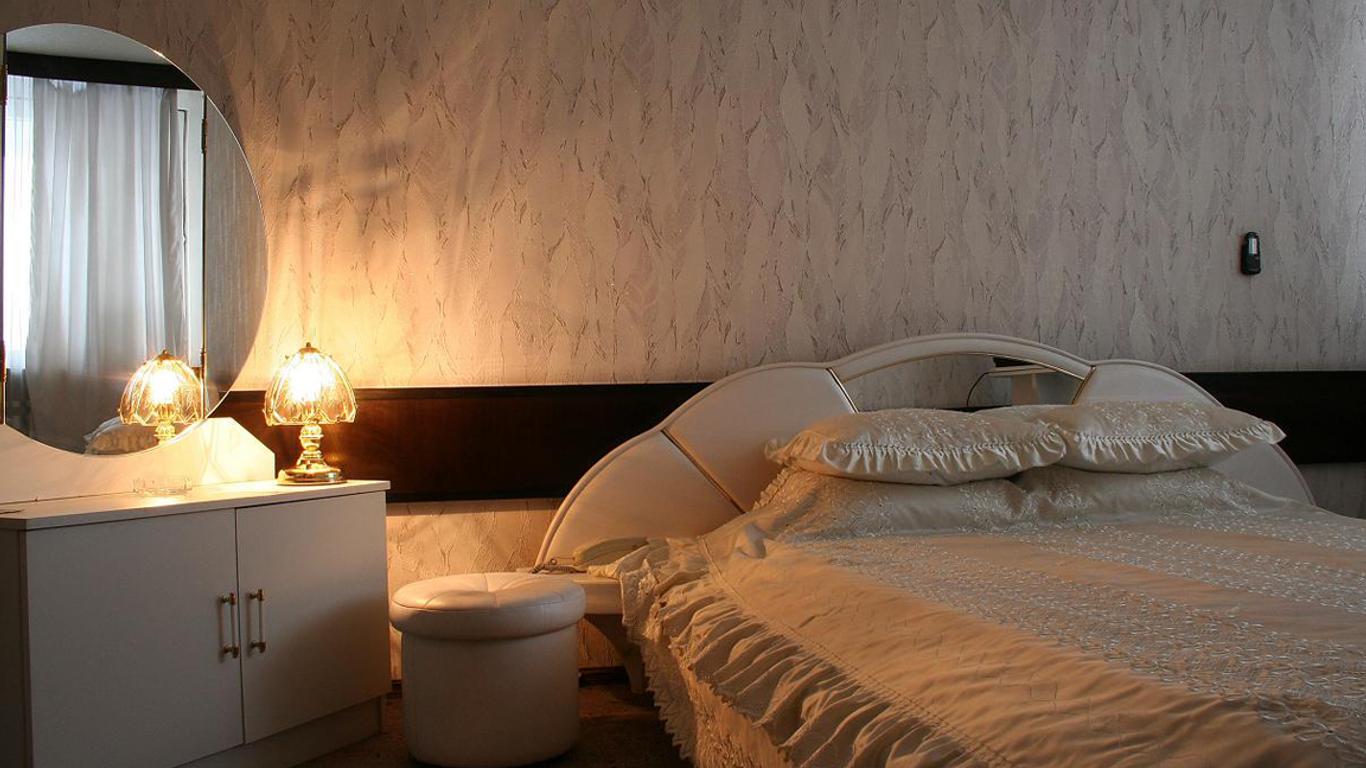 هوتل كوزموس