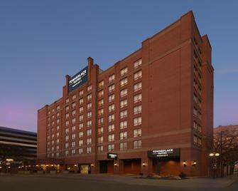 TownePlace Suites by Marriott Windsor - Windsor - Rakennus