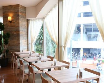 Almont Hotel Naha Omoromachi - Naha - Restaurant
