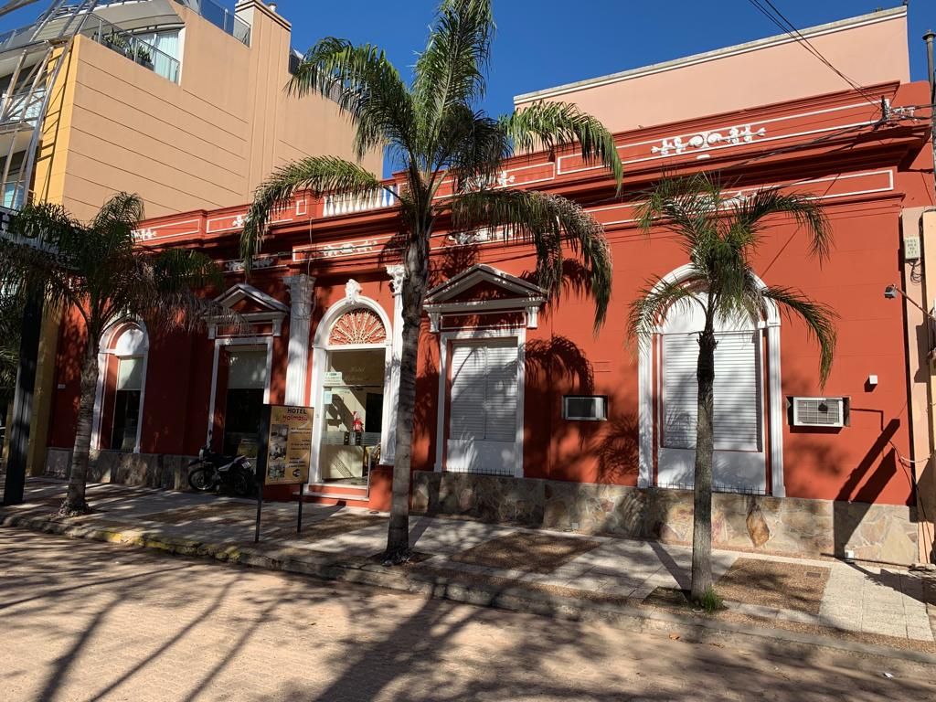 Hotel Holimasú - Colón - Edificio