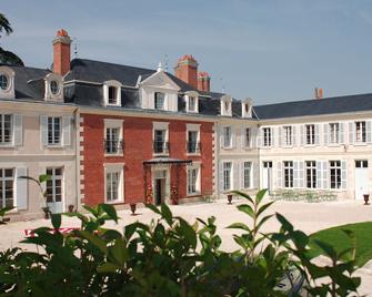 Hôtel Spa Domaine des Thômeaux - Mosnes - Gebouw