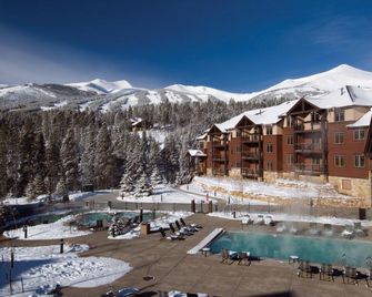 Grand Timber Lodge - ברקנרידג' - בניין