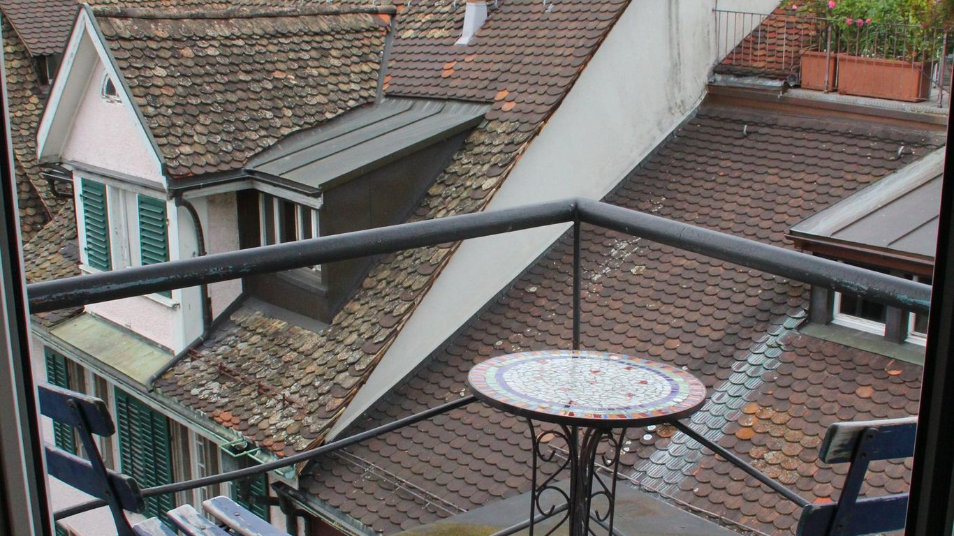 أولدتاون هوستل أوتر