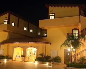 Hotel Villa Romana - Porto Empedocle - Building