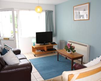 Freshwater Bay Holiday Cottages - Pembroke - Soggiorno