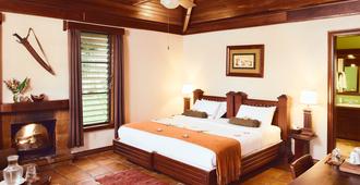 Hidden Valley Inn & Reserve - San Ignacio - Bedroom