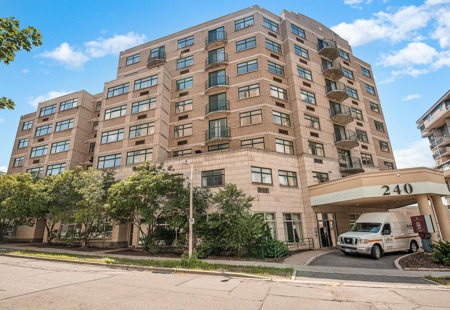 Residence De Luottawa - Uottawa Residences - Friel - אוטאווה - בניין