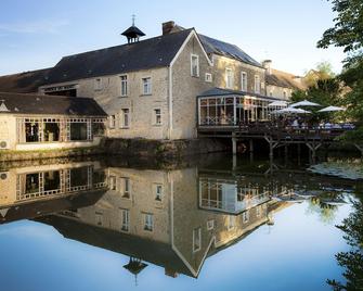 Auberge Du Manet - Montigny-le-Bretonneux - Bâtiment