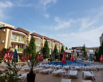 Sun City - Nesebar - Pool
