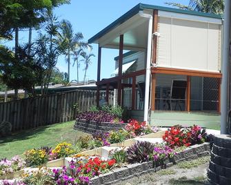 Colonial Tweed Holiday & Home Park - Tweed Heads - Building