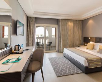 Sunrise Diamond Beach Resort -Grand Select - שארם א-שייח' - חדר שינה