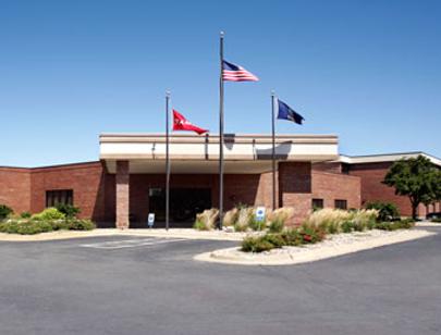 Salina Ambassador Hotel and Conference Center - Salina - Building