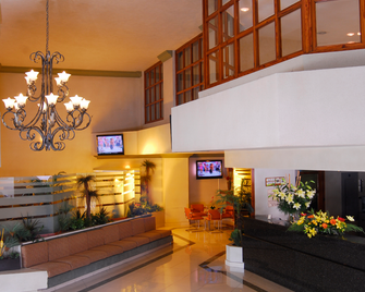 Fastos Hotel - Monterrey - Lobby