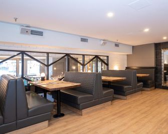 Sandman Signature Calgary Downtown Hotel - Calgary - Restaurant