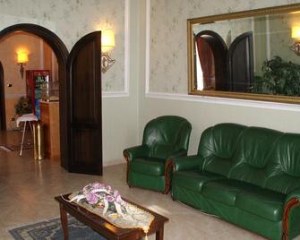 Hotel Gresi - Catânia - Lobby