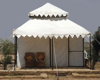 Rajasthan Desert Safari Camp - Sām - Slaapkamer