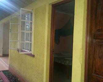 Mountainview Backpackers Kisumu - Kisumu - Building
