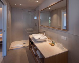 Domu Simius Life Style Hotel - Villasimius - Koupelna