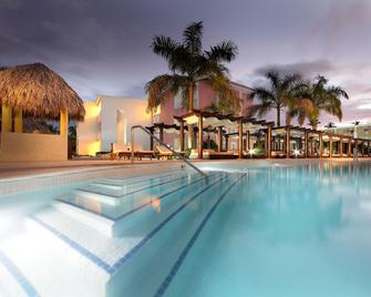 TRS Turquesa by Palladium - Adults Only - Punta Cana - Pool