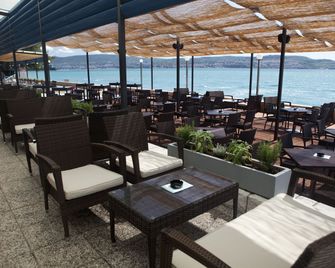 Villas - Hotel & Resort Adria Ankaran - Ankaran - Bar