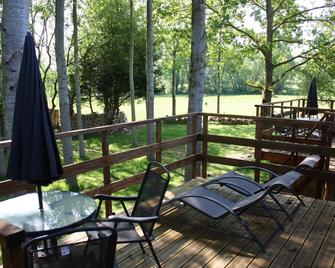 Chambres d'hôtes la landrière - Mauléon - Patio