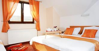 Guest House Pohorska Kavarna - Maribor - Yatak Odası
