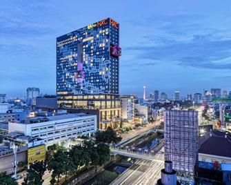 Yello Hotel Harmoni - Jakarta - Bâtiment