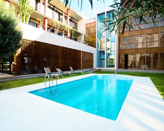 Hotel Escuela Santa Cruz - Санта-Крус-де-Тенерифе - Бассейн