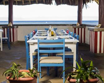 Bahari Beach Hotel - Mombassa - Restaurant