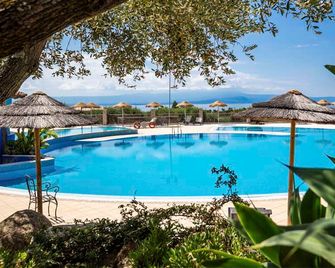 Hotel Santa Chiara - Capo Vaticano - Pool