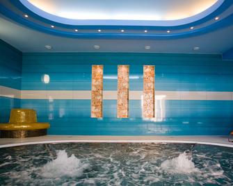 Spa & Wellness Hotel Orchidea - Veľký Meder - Pool
