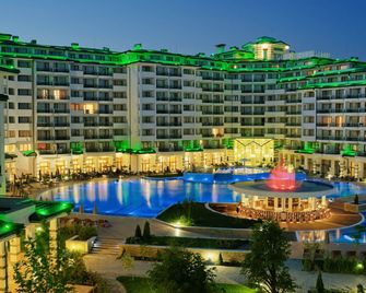 Emerald Beach Resort & Spa - רבדה - בניין