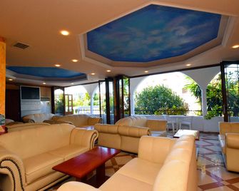 Gouvia Hotel - Gouvia - Lounge