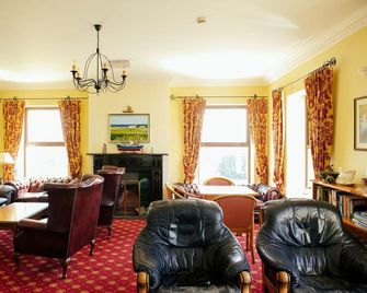 Pier House Bed & Breakfast - Inishmore - Living room