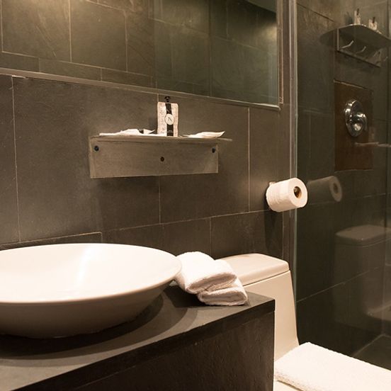 Bathroom view of Hotel Chelsea