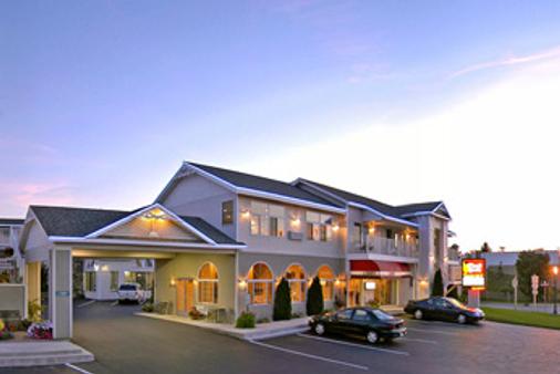 Parkside Inn Bridgeview - Mackinaw City - Edificio