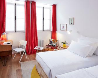 Hotel des Galeries - Brussels - Bedroom