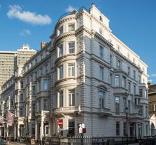 Park International Hotel