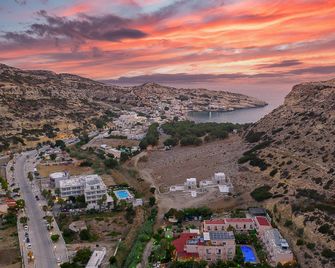 Calypso Hotel - Matala - Außenansicht