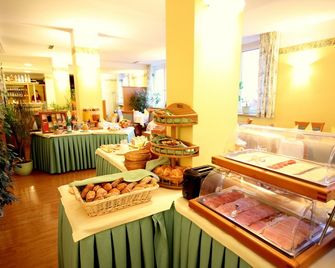 Carinthia Stadthotel - Klagenfurt - Buffet