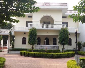 Yogi Ashram Guest House - Khajuraho - Edificio