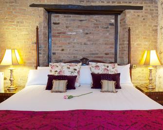 The Rose & Crown Hotel - Wisbech - Camera da letto