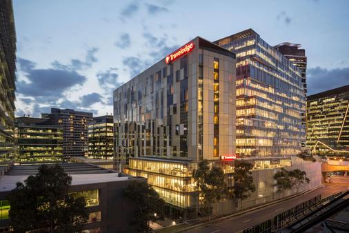 Travelodge Hotel Melbourne Docklands - Melbourne - Κτίριο